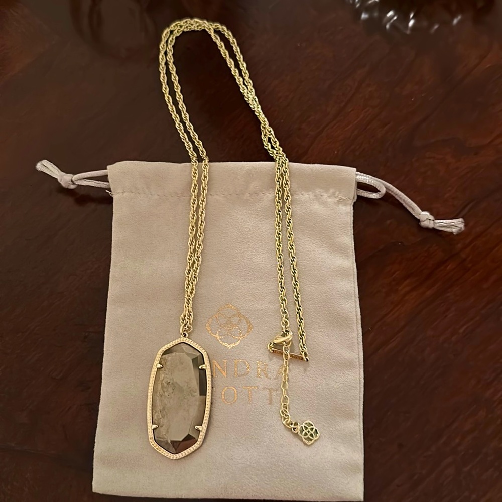 Kendra Scott Necklace